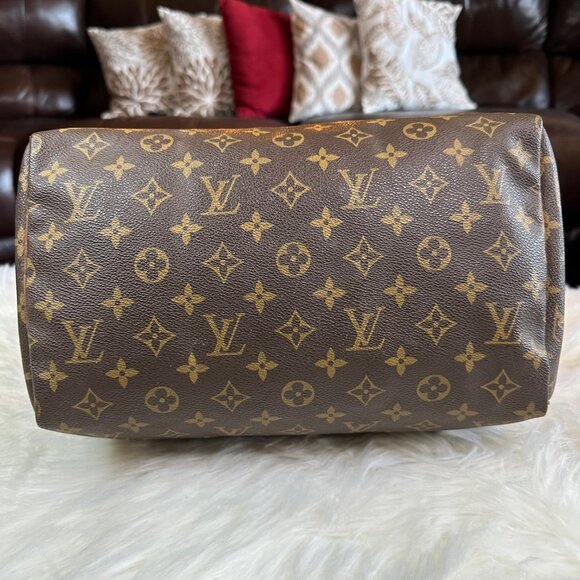❌SOLD❌Authentic Louis Vuitton Monogram Speedy 30 Handbag - Picture 7 of 16